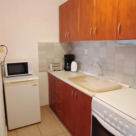 The Garden Apartment *