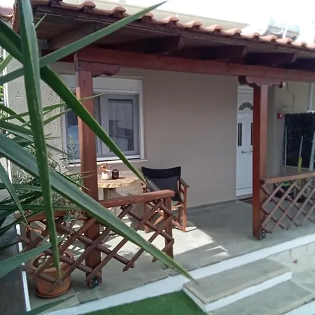 The Garden Apartment Kriopigi